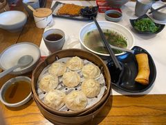 -馋三尺蟹粉小笼(人民广场店)