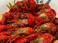 -龙巢盱眙龙虾·牛蛙·烧烤宵夜(八卦岭店)