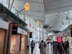 -东荟城名店仓