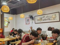 -裕兴记·蟹黄面馆养育巷精选店面馆