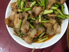回锅肉-对又来老费饭店