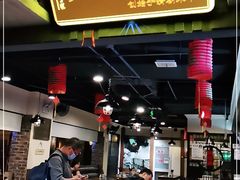 -双燕楼·手工馄饨·汤面小吃(世纪汇店)