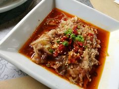 -穹六人间 people 6(岳阳路店)