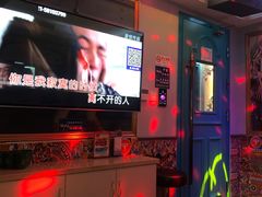 -莹乐迪量贩式KTV(祝桥店)