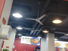 -王菊美食街·王菊面馆(总店)