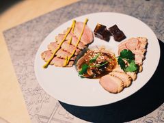 -穹六人间 people 6(岳阳路店)