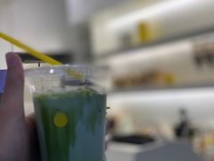 抹茶拿铁-YECLIP COFFEE黄色回形针咖啡