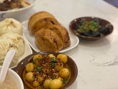 -李与白包子铺(桐梓林店)