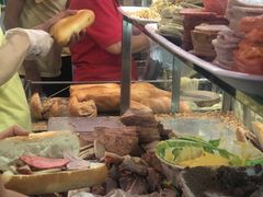 -Bánh Mì Huynh Hoa