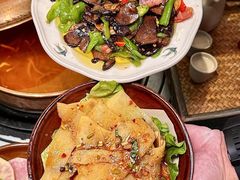 -阿山卓·野生菌火锅·纳西火塘烤肉