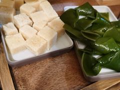 -百年川椒重庆老火锅(光谷店)