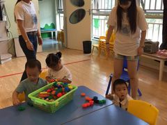 -爱乐梵国际儿童教育中心(古美店)