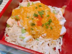 秘制蟹黄捞面-三号码头罗氏虾小馆