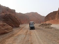 -天山神秘大峡谷