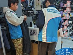 -迪卡侬(湘江路店)