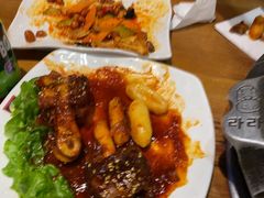 -喇喇排骨火锅·传统韩式脊骨汤(望京西园总店)