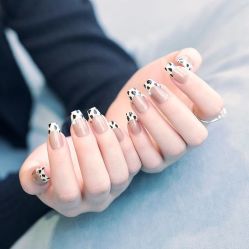 -悦指间美甲美睫