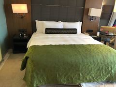 -上海滴水湖皇冠假日酒店