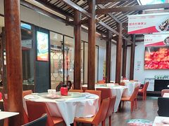-阿瓦山寨·湘菜现炒·剁椒鱼头王(咸阳总店)