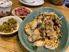 酸豆角-潮粥荟·潮汕砂锅粥(朝阳大悦城店)