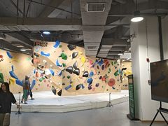 -ROCKPLUS攀岩馆(环宇城店)