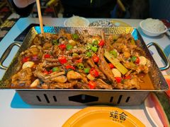 -蛙舍·炭烧牛蛙(东百中心店)