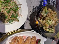 -新白鹿餐厅(百联中环店)