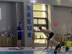 -美再晨游泳馆(新江湾店)