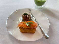 三文鱼刺身脆米-Jean Georges