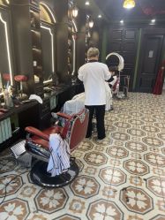 -豪帅男士理容馆