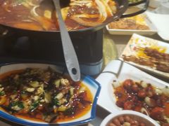 -霄汉牛三鲜湖北砂锅菜(万松园2店)