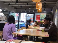 大堂-牛吃草牛杂面(天一店)