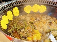 -炖四方东北铁锅炖·烧烤小龙虾(中豪国际店)