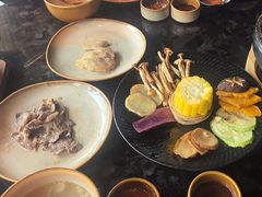 -雾山韩式烤肉·海南糟粕&椰子鸡火锅·海景餐厅(三亚绿发山海天JW万豪酒店)