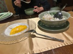 -Sala Thai Restaurant