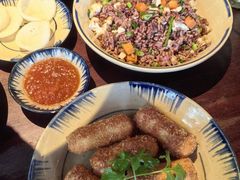 -Cuc Gach Quan Restaurant