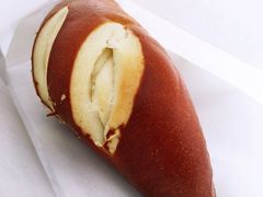 经典德国碱水面包-啊噗吐呦现场烘焙(麦凯乐店)