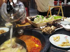 -重庆德庄火锅(体育中心店)