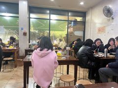 大堂-凡老头米线砂锅(古荡新村西粮站)