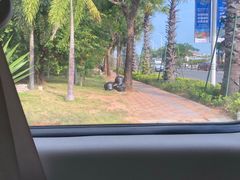 -一嗨租车(凤凰机场店)