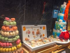 -雍容荟帝王蟹活龙虾展台自助(IFS黑金店)