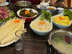 -蒙星月涮肚火锅城(宏运家园店)