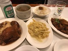 -阿水狮猪脚大王(台中公园店)