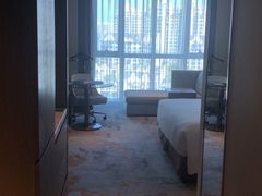 -上海国展宝龙丽筠酒店