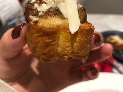 -必胜客(航洋国际店)