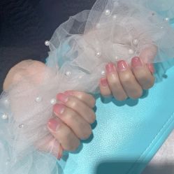 -阿噶西美甲美睫