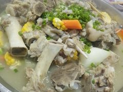 招牌海鲜骨煲-凤城康记饭店