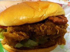 吮指十三鲜小龙虾烤鸡堡/鸡肉卷-肯德基(杭州复兴店)