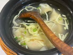 -馋三尺蟹粉小笼(人民广场店)