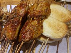 -管氏翅吧(护国寺店)
